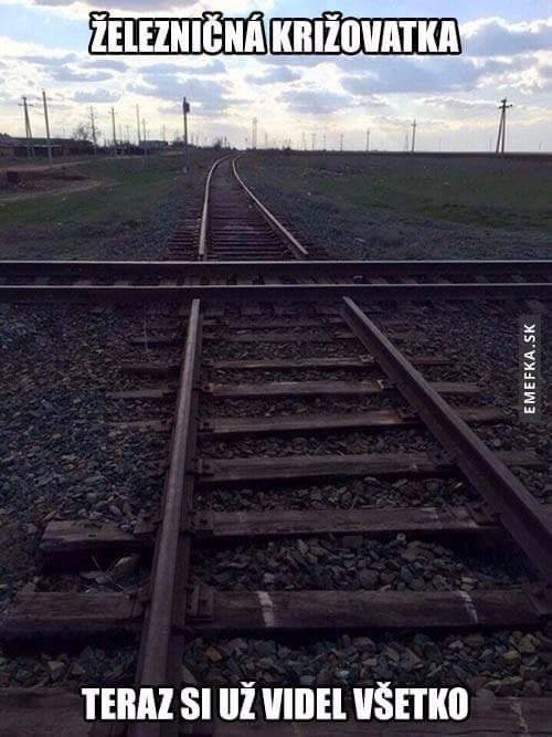 Na križovatke tratí...